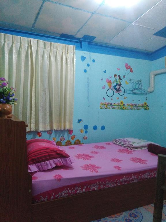 Patchaya Guesthouse Amphava Kültér fotó