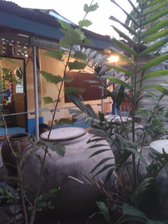 Patchaya Guesthouse Amphava Kültér fotó