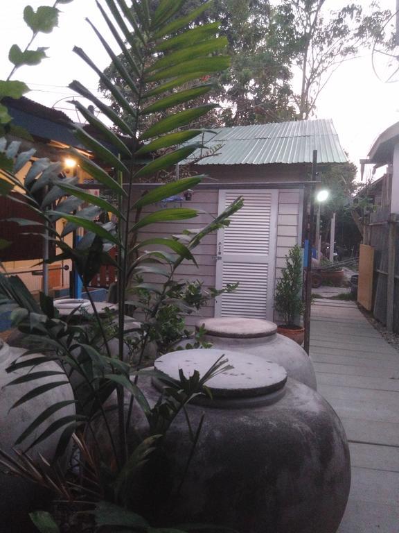 Patchaya Guesthouse Amphava Kültér fotó