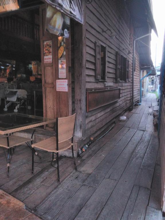 Patchaya Guesthouse Amphava Kültér fotó